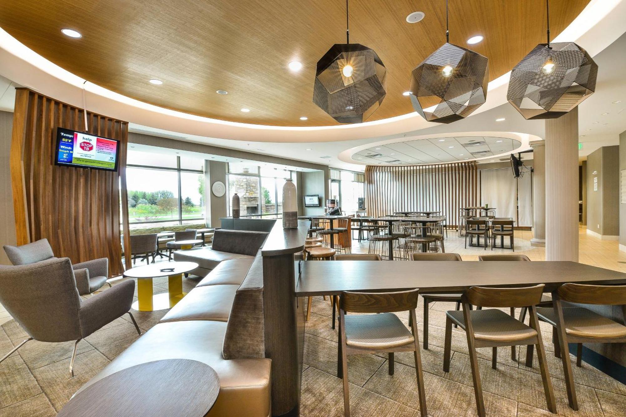 格兰福克春山套房酒店 大福克斯 外观 照片
